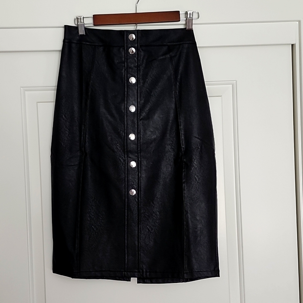 NWT Ookie & LaLa Faux leather skirt